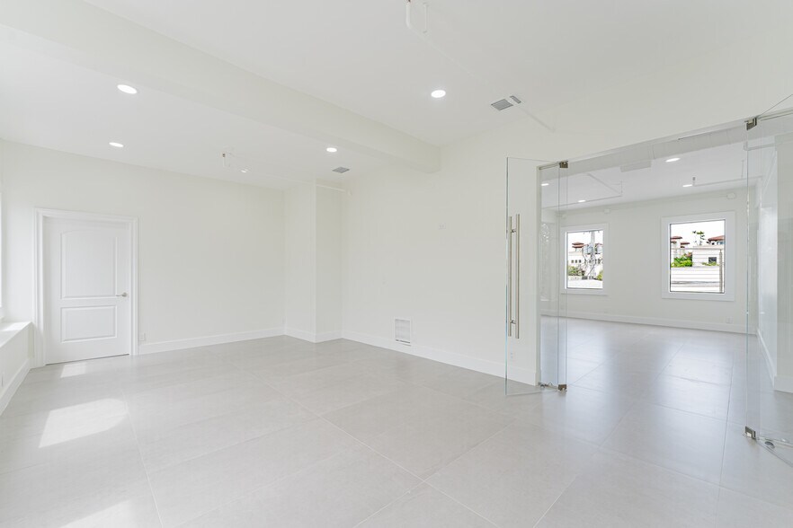 More Photos Of 411 E Atlantic Ave, Delray Beach Storefront Retail Office For Lease