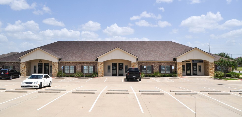 Primary Photo Of 2751 Nash Dr, Bryan Office For Lease