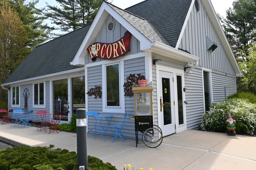 Primary Photo Of 12046 State Hwy 42, Ellison Bay Freestanding For Sale