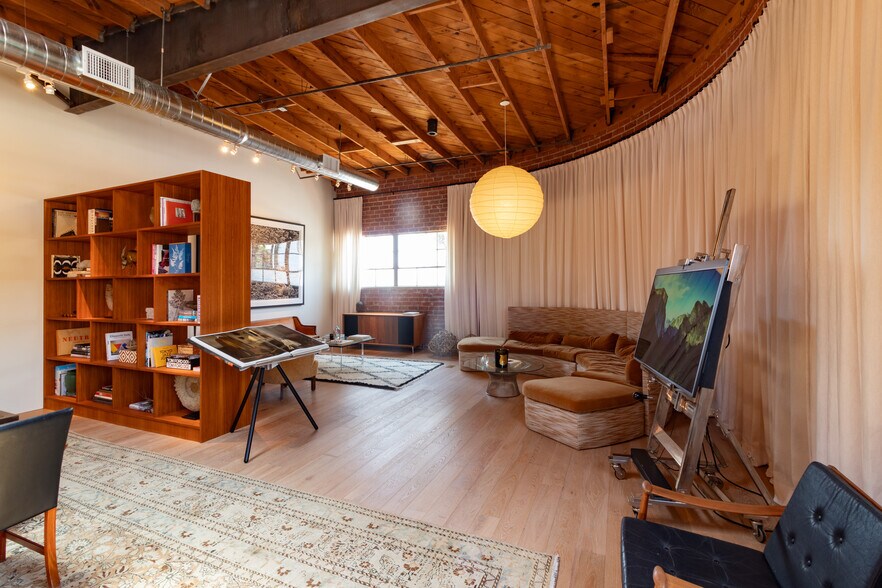 More Photos Of 3002 Pennsylvania Ave, Santa Monica Loft Creative Space For Lease