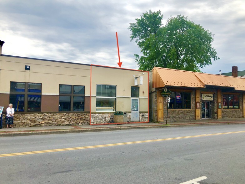 Primary Photo Of 3 Plattekill Ave, New Paltz Restaurant For Lease