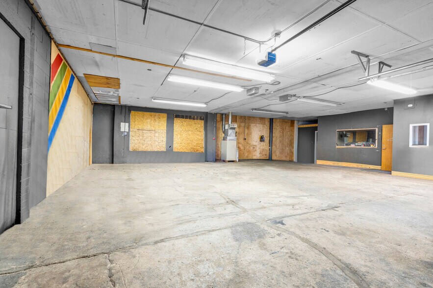 More Photos Of 57 Schuylkill Ave, Pottstown Warehouse For Sale