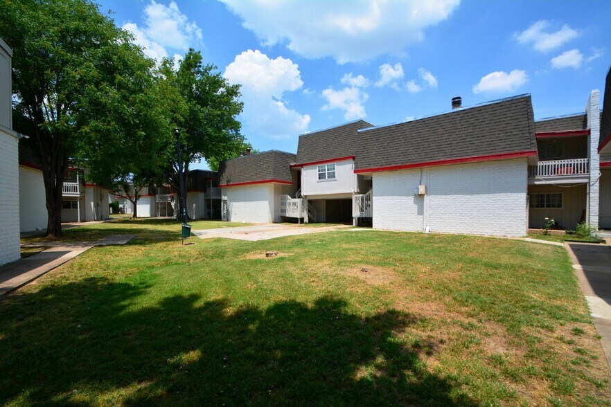 More Photos Of 3218 S 93rd East Ave, Tulsa Apartments For Sale