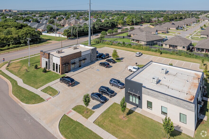 More Photos Of 15105 Crown At Lone Oak Rd, Edmond Office For Lease