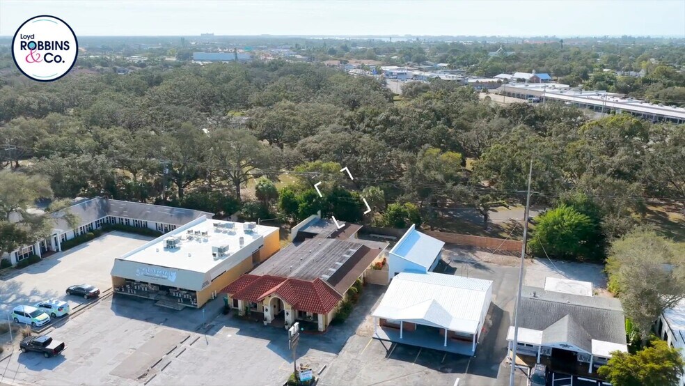 Primary Photo Of 2072-2074 Constitution Blvd, Sarasota Office For Sale