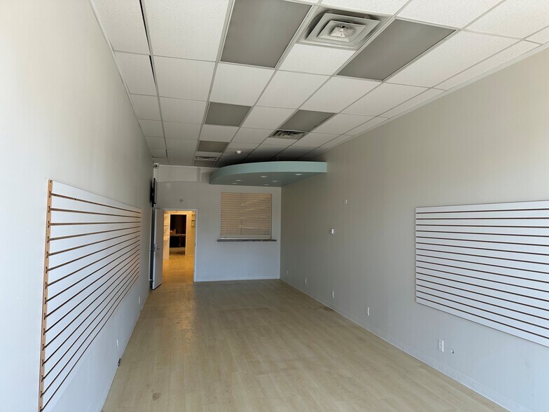 More Photos Of 15412 Route 59, Plainfield Unknown For Lease