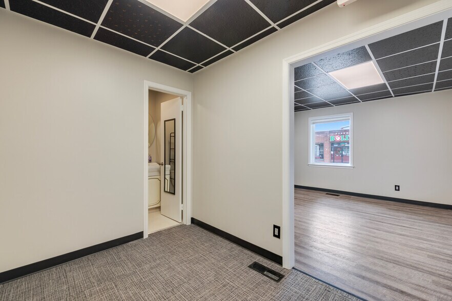 More Photos Of 280 Main St, Westminster Medical For Lease