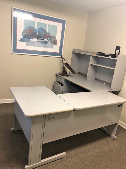 More Photos Of 217 Exchange Ave, Memphis Office For Lease