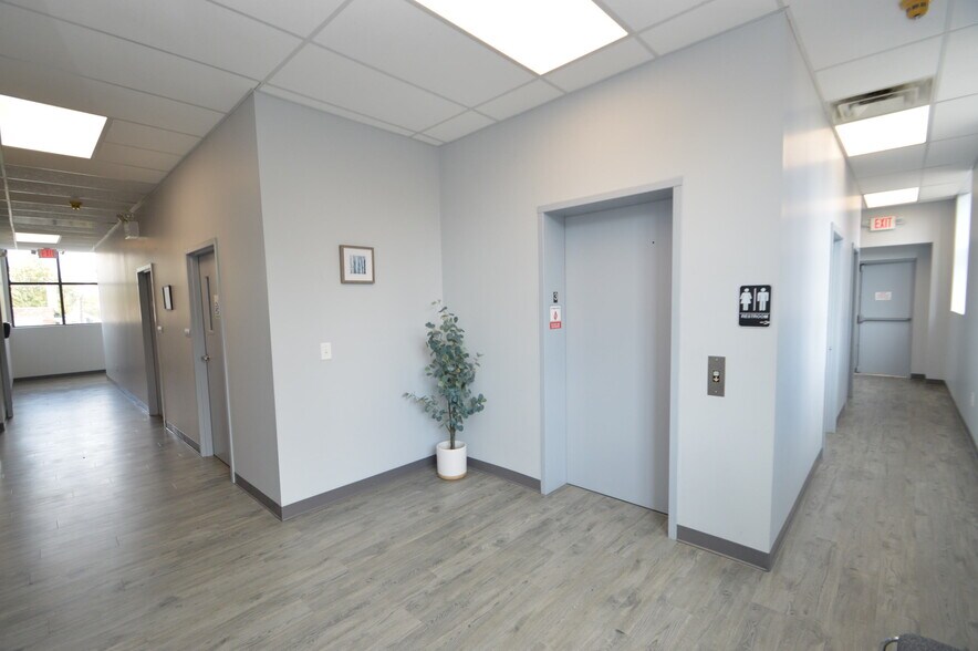 More Photos Of 912 Main St, Stroudsburg Office For Lease