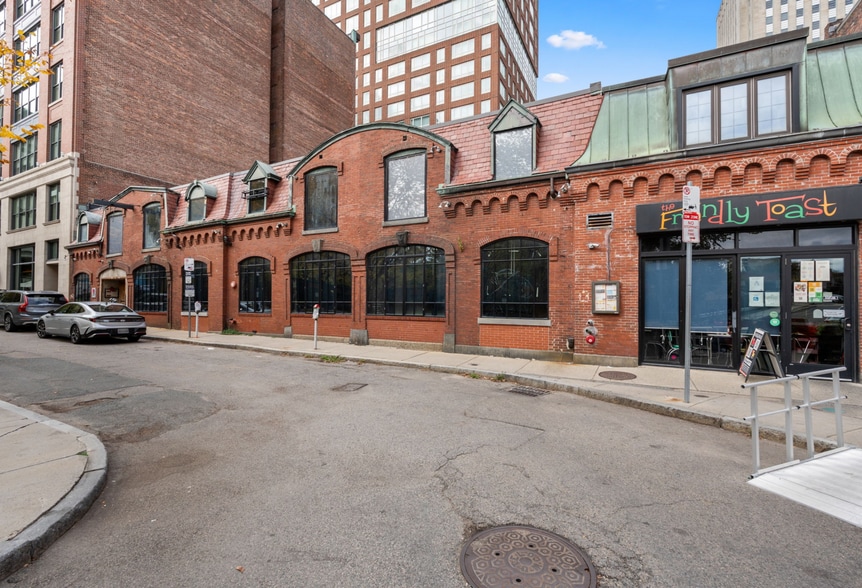 More Photos Of 19 Stanhope St, Boston Apartments For Sale