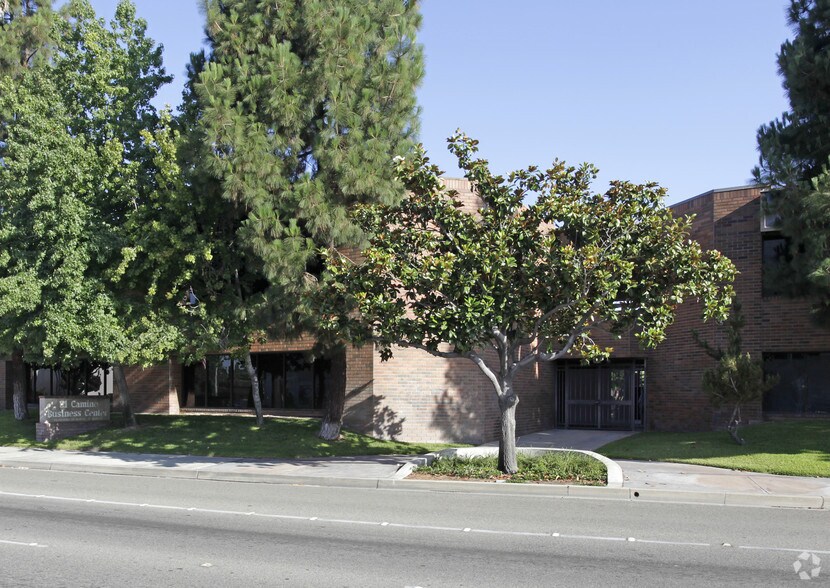 More Photos Of 451 W Lincoln Ave, Anaheim Office For Lease