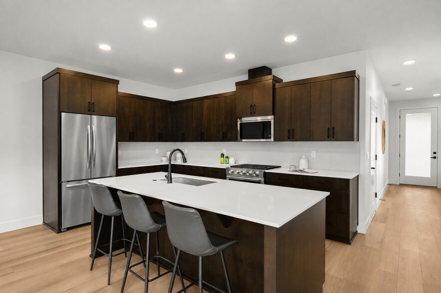 More Photos Of , Oregon City Specialty For Sale