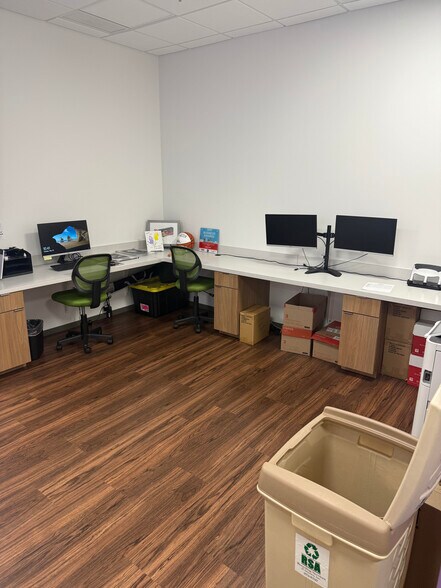 More Photos Of 1449 SW 74th Dr, Gainesville Office For Lease