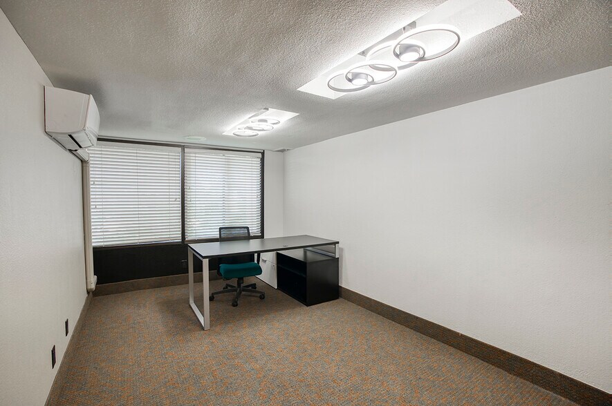 More Photos Of 606 N Stapley Dr, Mesa Office For Sale