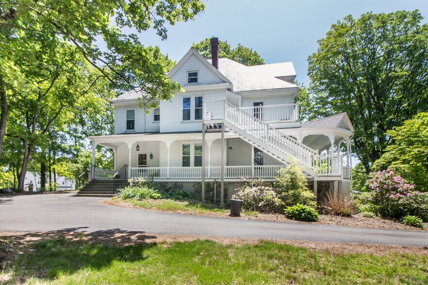 More Photos Of 40 High St, Acton Apartments For Sale