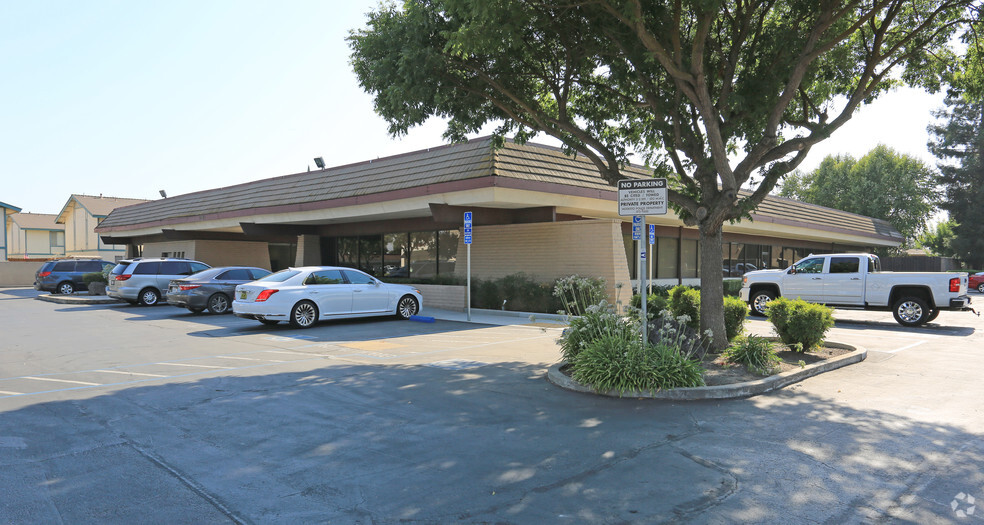 Primary Photo Of 3340 Tully Rd, Modesto Unknown For Lease