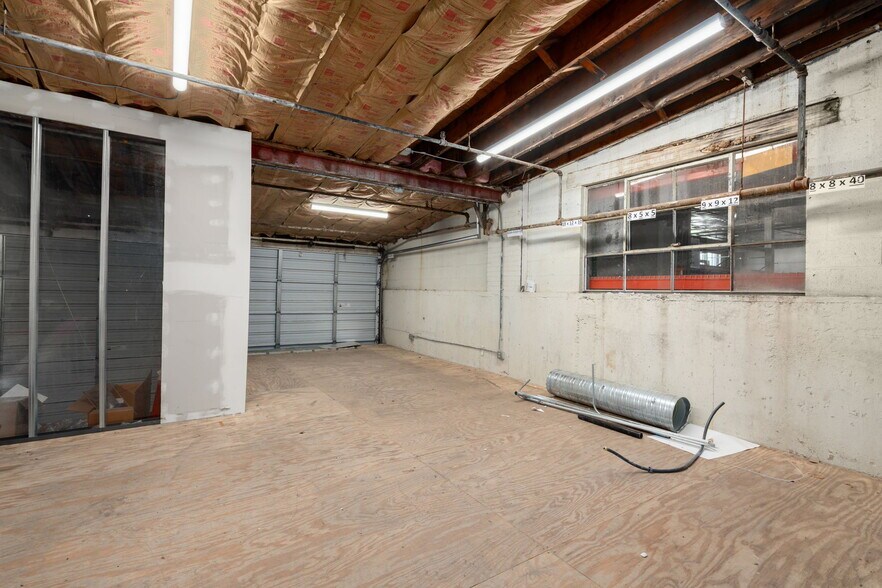 More Photos Of 109 Talcott Rd, West Hartford Manufacturing For Sale