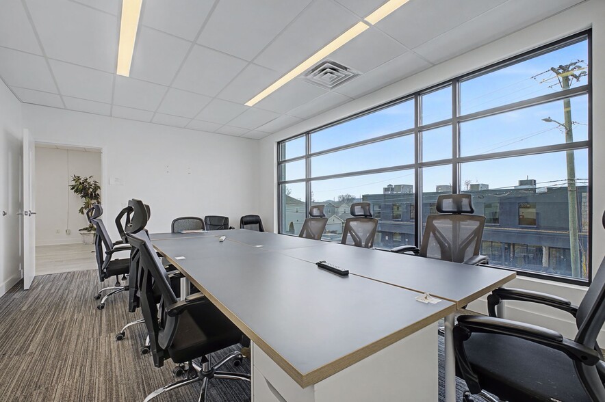 More Photos Of 6117 Centennial Blvd, Nashville Storefront Retail Office For Lease