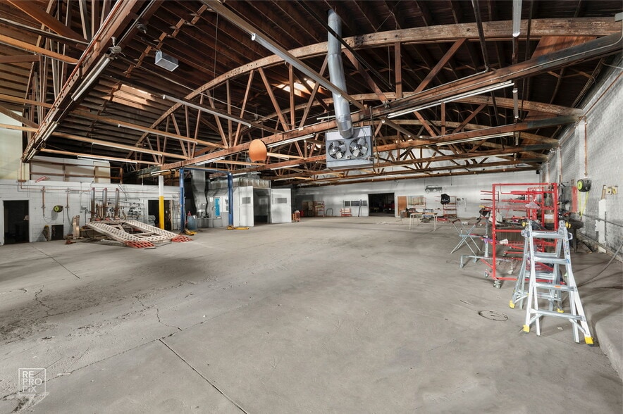 More Photos Of 1123 W Catalpa Ave, Chicago Industrial For Lease