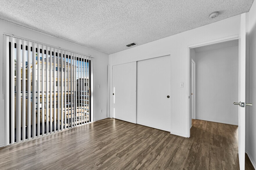 More Photos Of 1236 21st St, Santa Monica Apartments For Sale