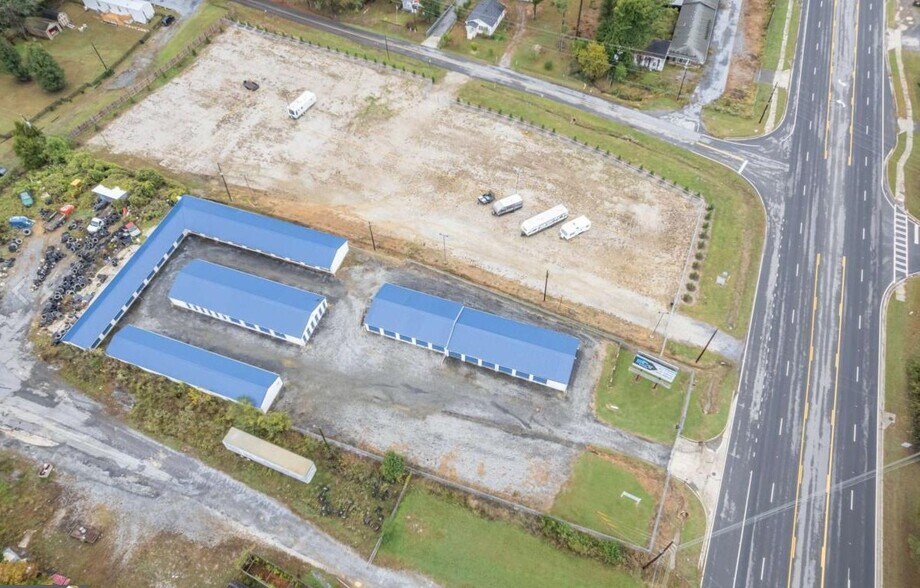 More Photos Of 4685 Alabama Hwy, Rome Self Storage For Sale