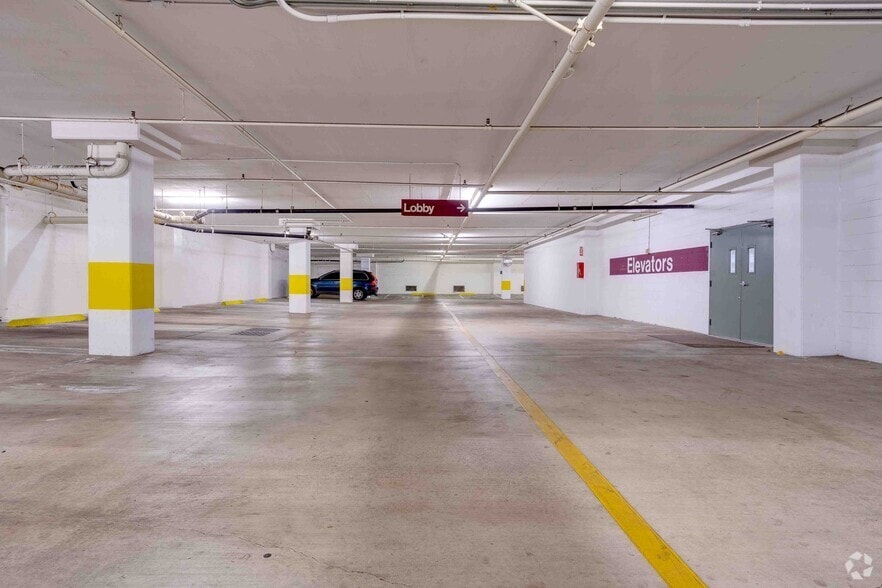 More Photos Of 425 E Colorado St, Glendale Office For Lease