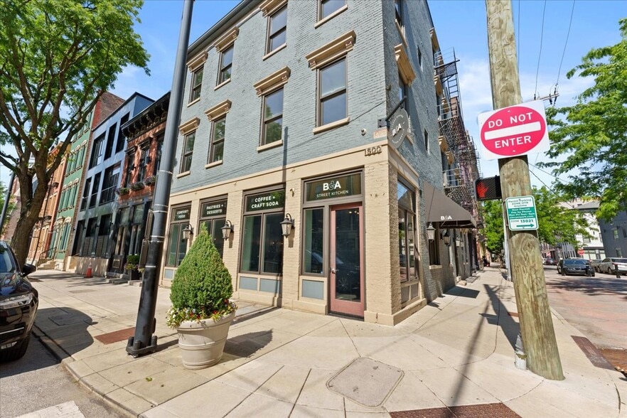Primary Photo Of 1500 Race St, Cincinnati Apartments For Lease