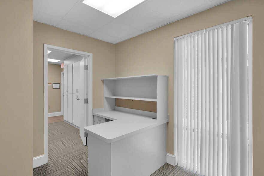 More Photos Of 1201-1203 Colonial Commons Ct, Lancaster Medical For Lease