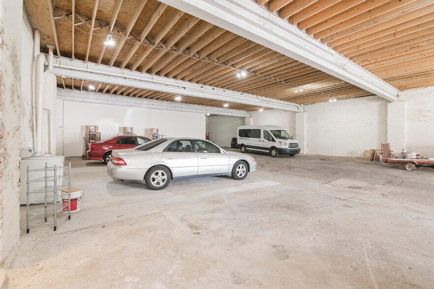 More Photos Of 4233-37 Park, Philadelphia Light Distribution For Sale
