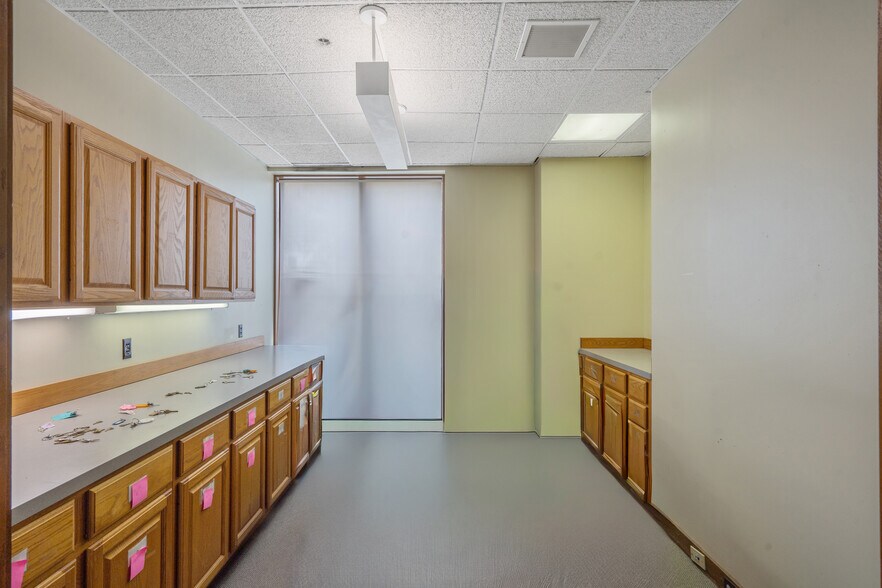 More Photos Of 344 W Genesee St, Syracuse Loft Creative Space For Lease