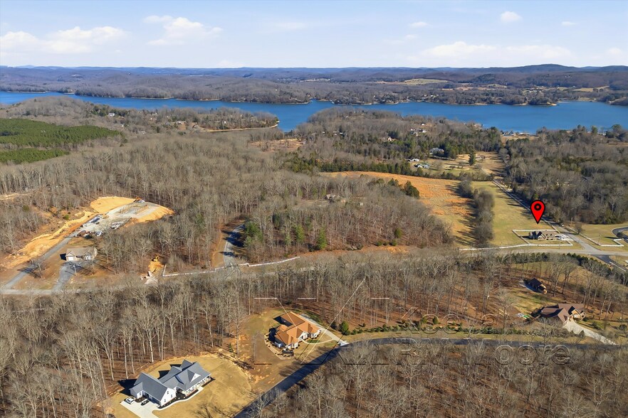 More Photos Of 1522 New Hope Rd, Rockwood Specialty For Sale