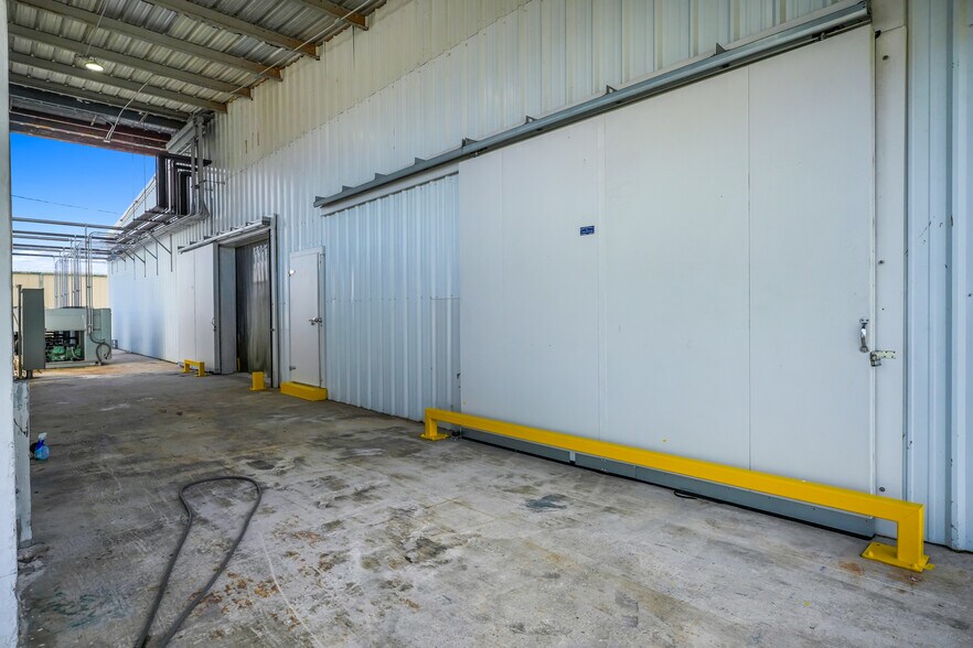 More Photos Of 901 NW 9th St, Belle Glade Industrial For Lease