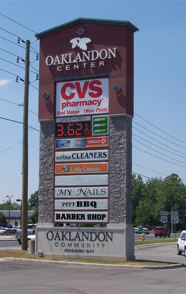 More Photos Of 6312 Oaklandon Rd, Indianapolis Storefront For Lease