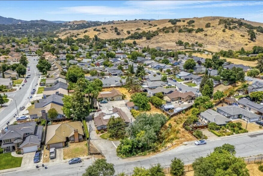 More Photos Of 18455 Old Monterey Rd, Morgan Hill Land For Sale