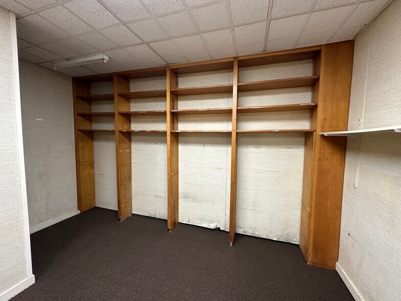 More Photos Of 2630 E Chestnut Ave, Vineland Medical For Sale