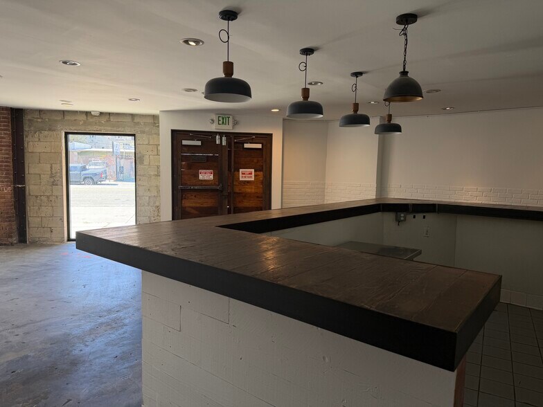 More Photos Of 3129 W Sunset Blvd, Los Angeles Apartments For Lease