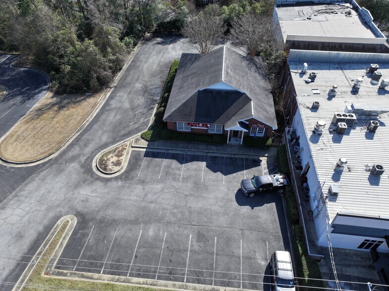 More Photos Of 2536 Weems Rd, Columbus Office For Lease
