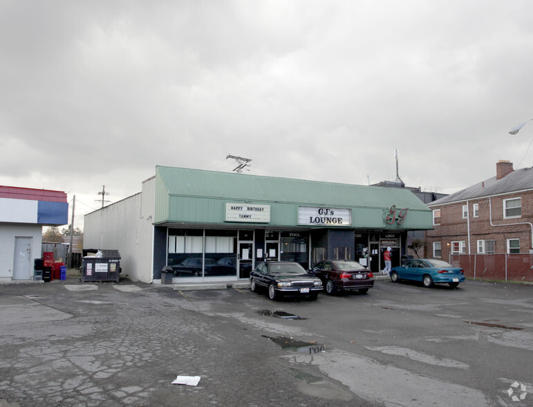 Primary Photo Of 10-14 S Kellner Rd, Columbus Storefront Retail Office For Sale