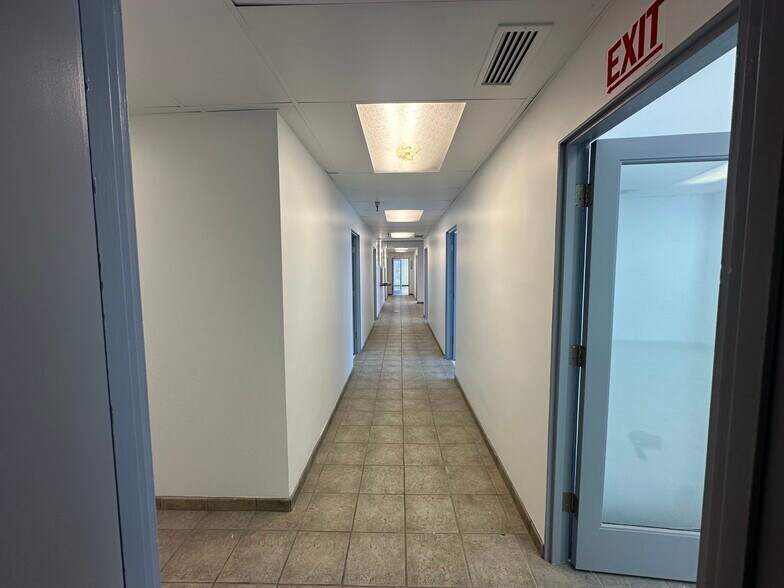 More Photos Of 459 Park Ave, San Fernando Manufacturing For Lease