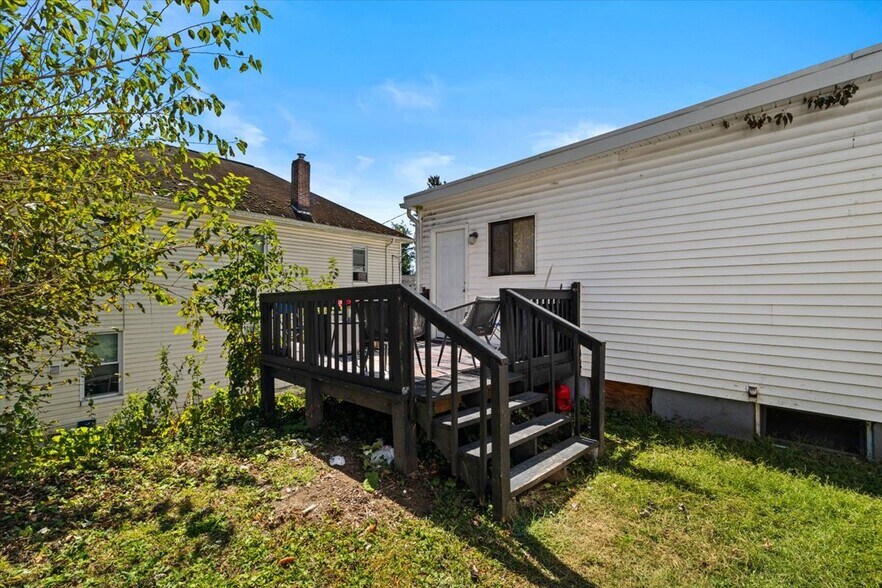 More Photos Of 412 N 8th St, Stroudsburg Apartments For Sale