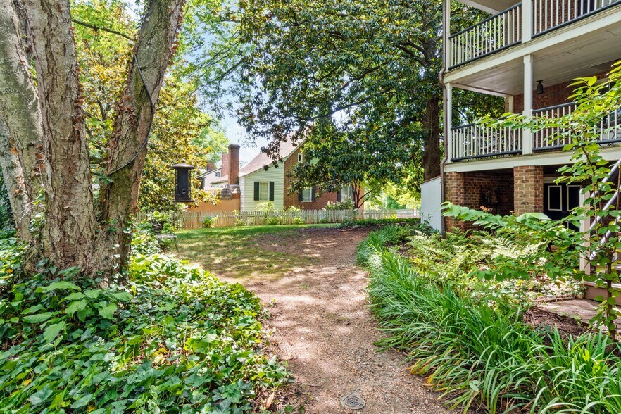 More Photos Of 803 S Main St, Winston-Salem Hospitality For Sale