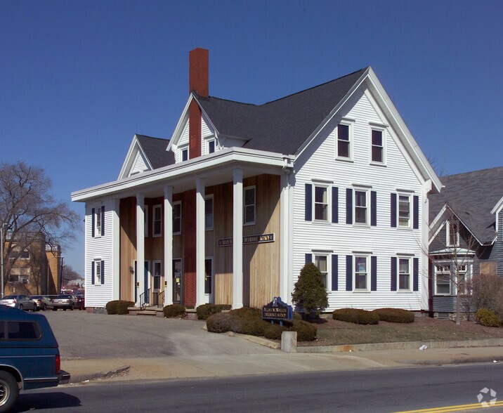 More Photos Of 120 High St, Taunton Office For Sale