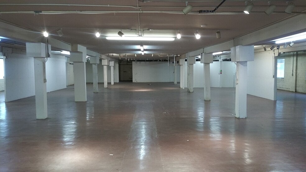 More Photos Of 50 W Arizona Ave, Denver Warehouse For Lease