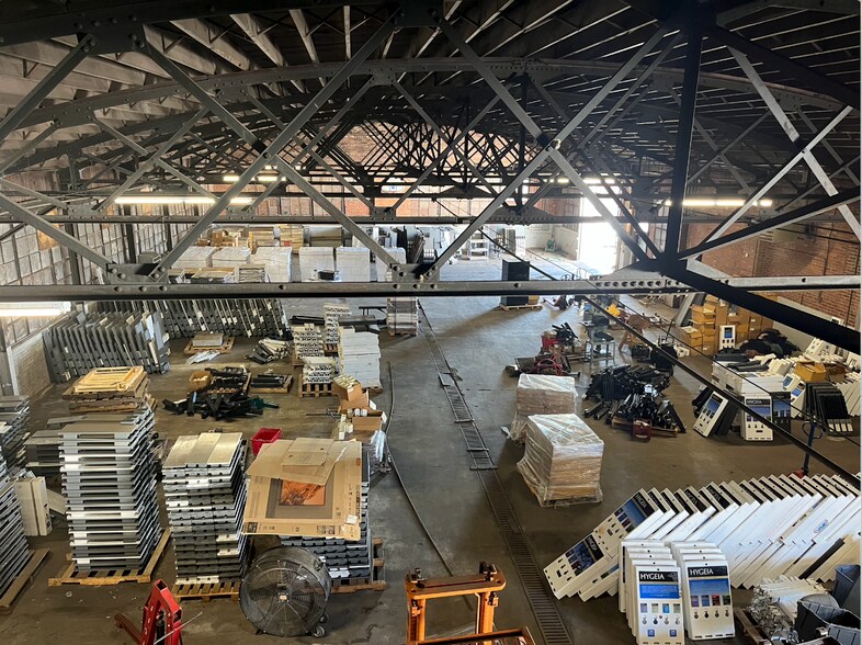 More Photos Of 729 Main St, Kannapolis Warehouse For Sale