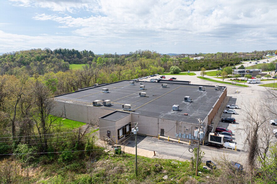 More Photos Of 111 Roberts Rd, Grindstone Freestanding For Sale