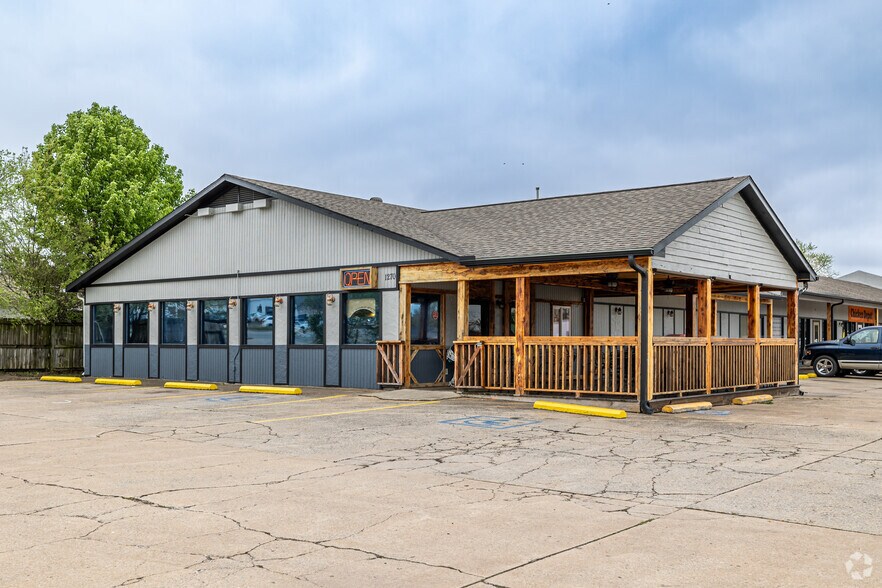 More Photos Of 1270 W Highway 412, Siloam Springs Freestanding For Lease