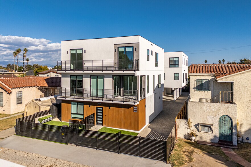 Primary Photo Of 2200 Thurman Ave, Los Angeles Multifamily For Sale