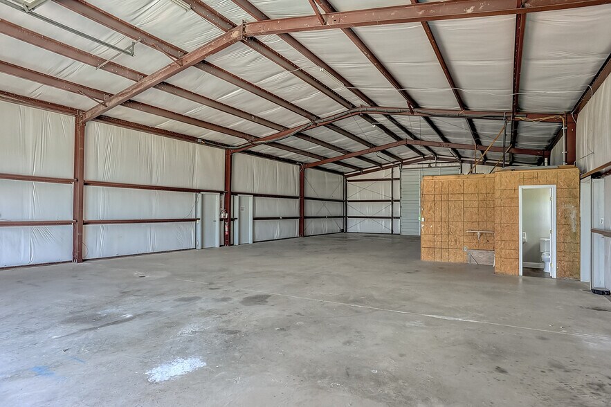 More Photos Of 6126 Private Road 902, Celina Warehouse For Sale
