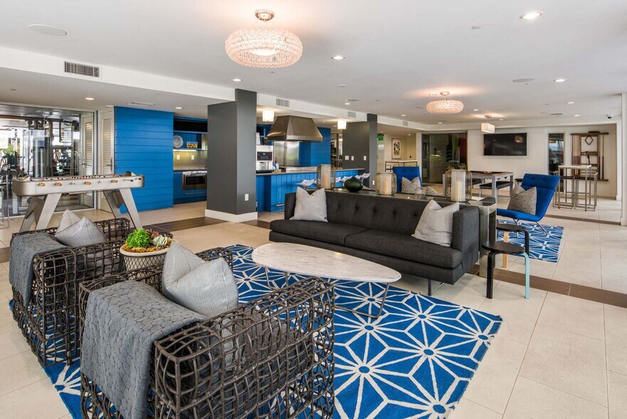 More Photos Of 13488 Maxella Ave, Marina Del Rey Apartments For Lease