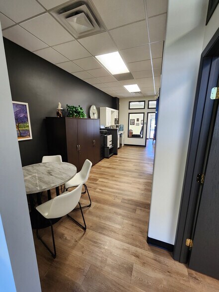 More Photos Of 5212 48 St, Red Deer Office For Lease